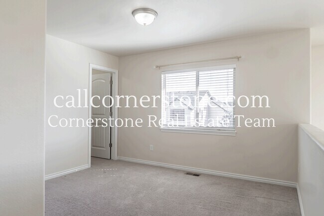 Building Photo - 11081 Echo Canyon Dr