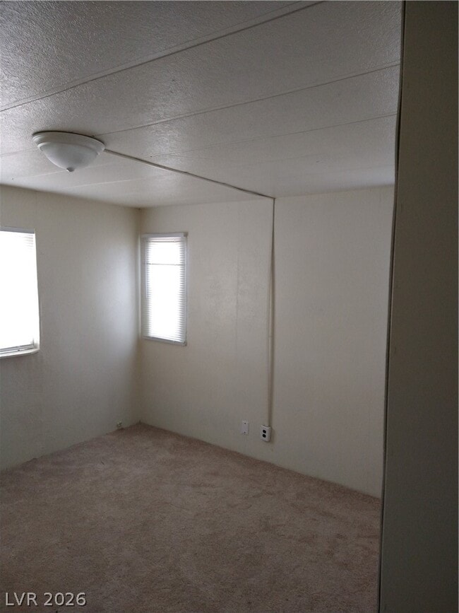 Building Photo - 1121 Pawnee Ln