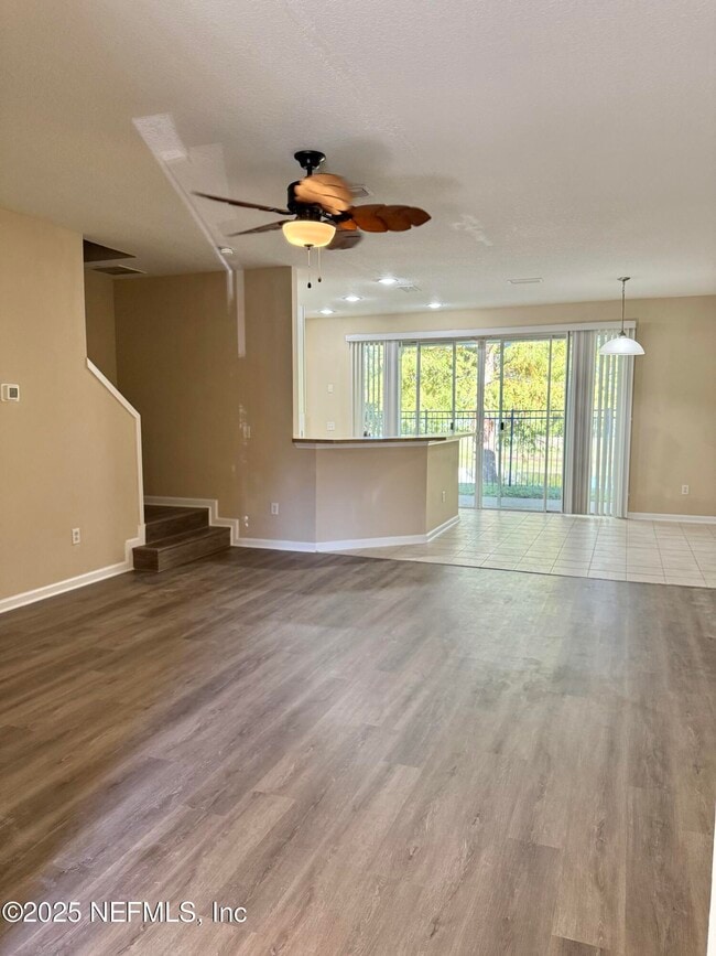 Building Photo - 4891 Castlegate Ct