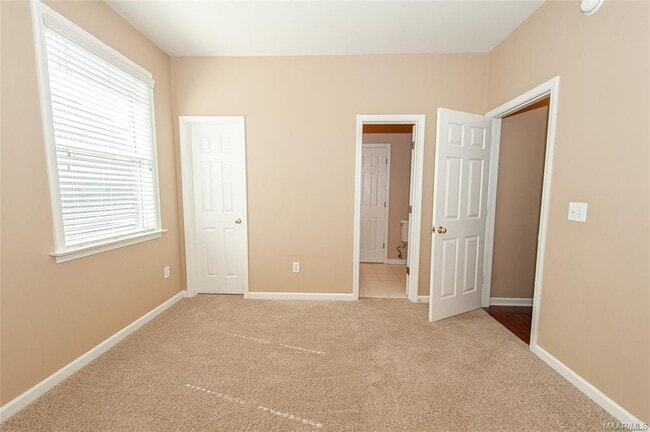 Building Photo - 9412 Crofton Ct