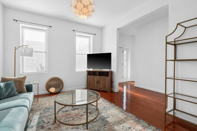 Building Photo - 2 Story Home in Botanical Heights (Optiona...