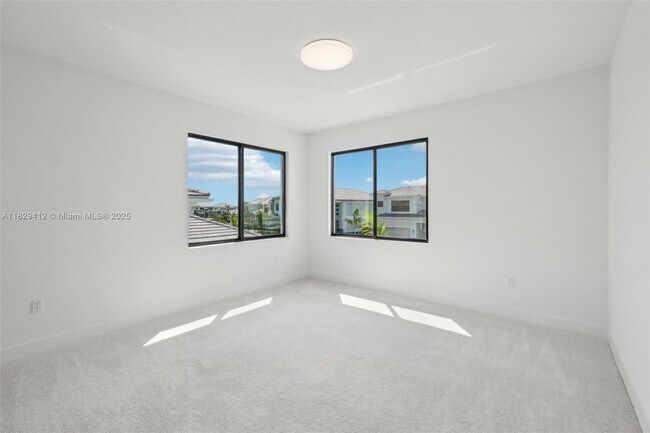 Building Photo - 13075 Feathering Wy