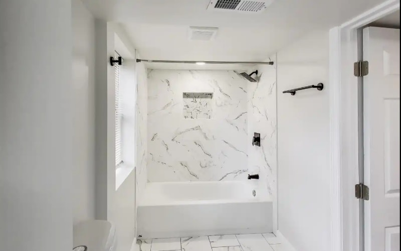 Building Photo - 1 Maple Ave