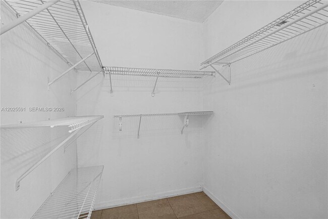 Building Photo - 3680 N 56th Ave