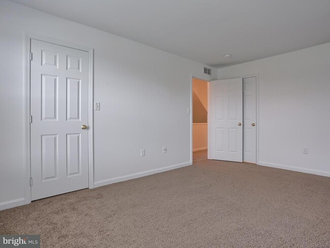 Master Bedroom with private access to bathroom - 64 Tia Circle