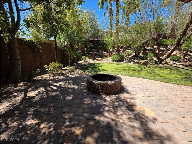 Building Photo - 5495 Alden Bend Dr