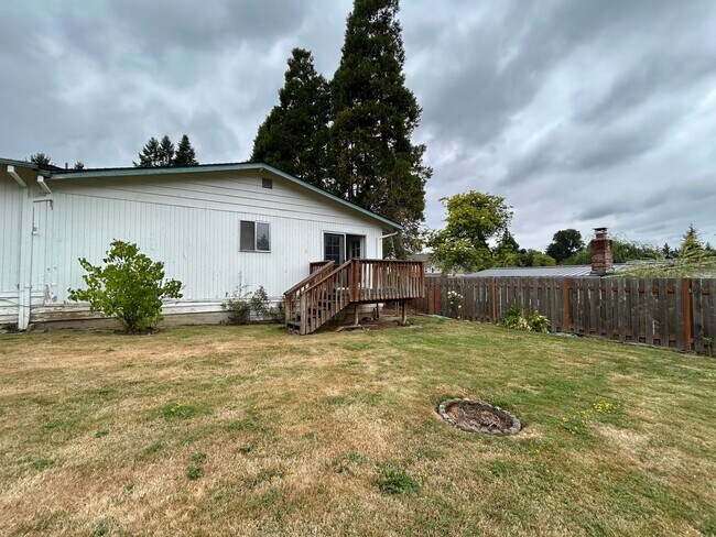 Building Photo - sw114th