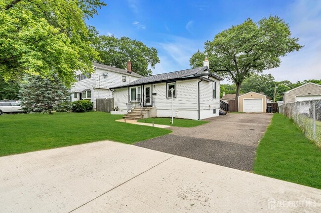 Building Photo - 36 Landvale Rd