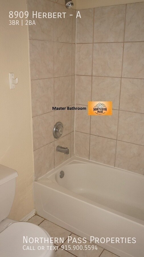 Building Photo - 8909 Herbert-A