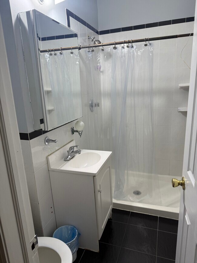 Building Photo - 1336 K St