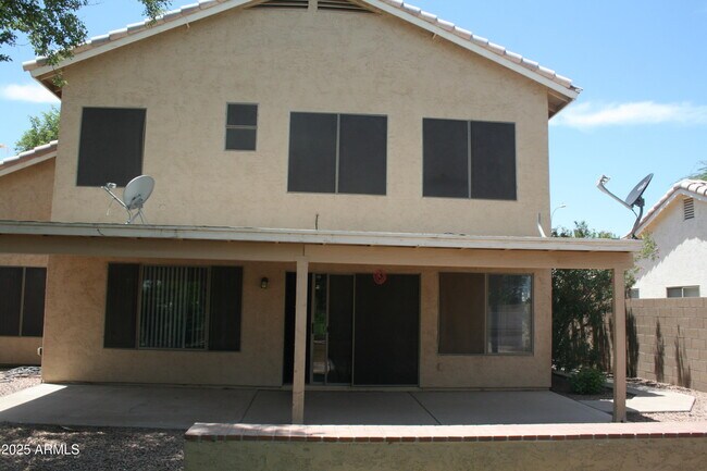 Building Photo - 2745 S Sean Dr