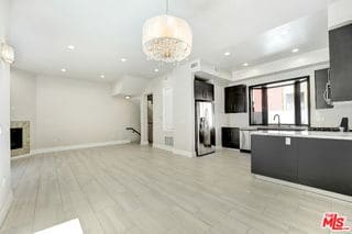 Building Photo - 1621 Franklin St