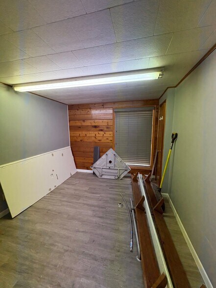 Building Photo - 661 Reynoldswood Rd