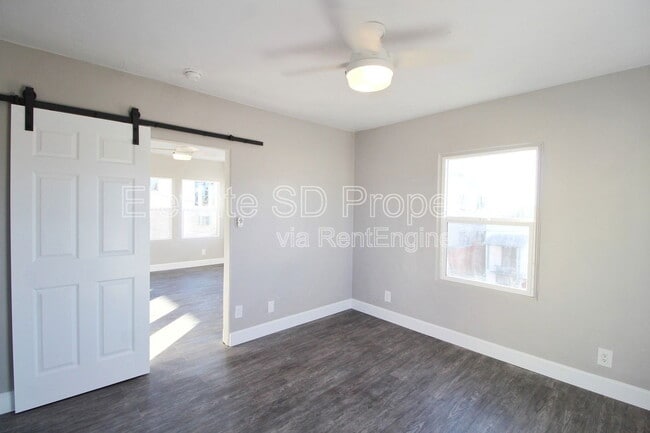 Building Photo - 4685 Hamilton St