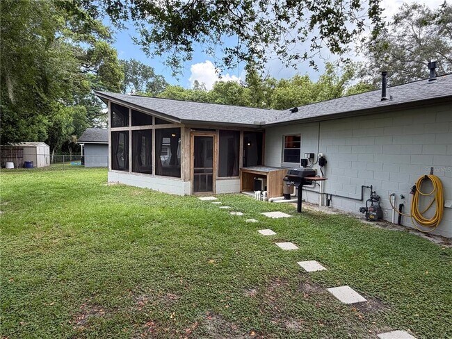 Building Photo - 1 King Arthur Ct