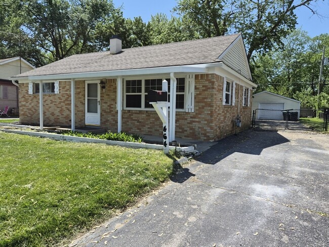 Building Photo - 464 Carol Dr