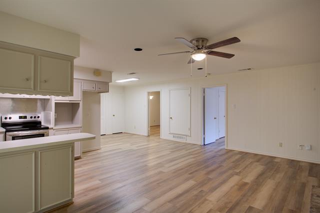 Building Photo - 6328 Rincon Way