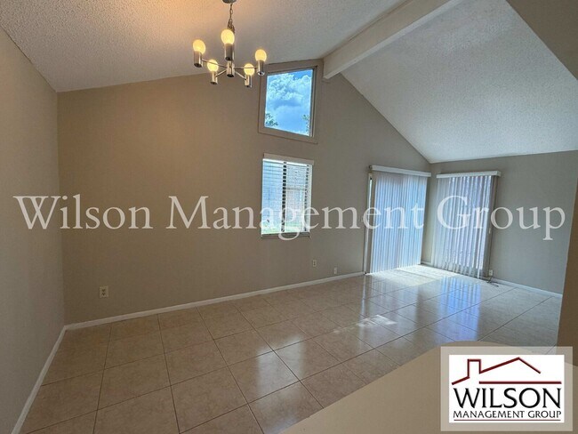 Building Photo - 220 Sunshower Ct