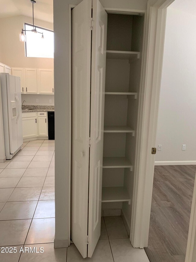 Building Photo - 15440 N 50th Pl