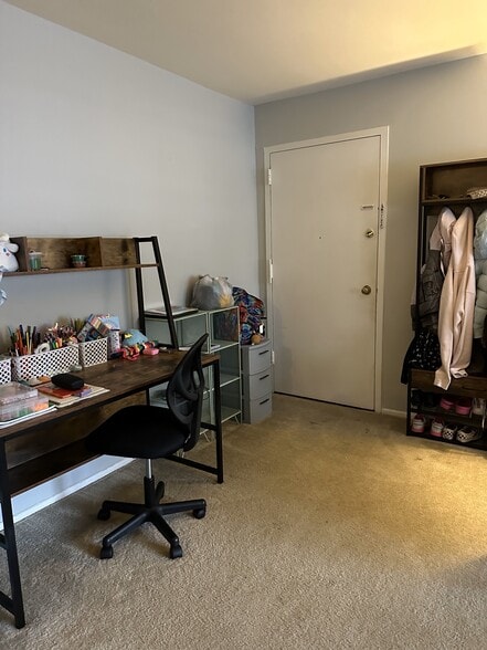 Building Photo - 120 Washington St NE