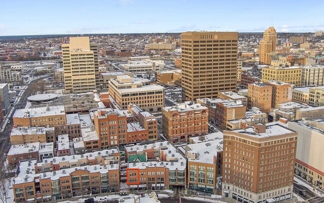 Building Photo - 133 Walton St