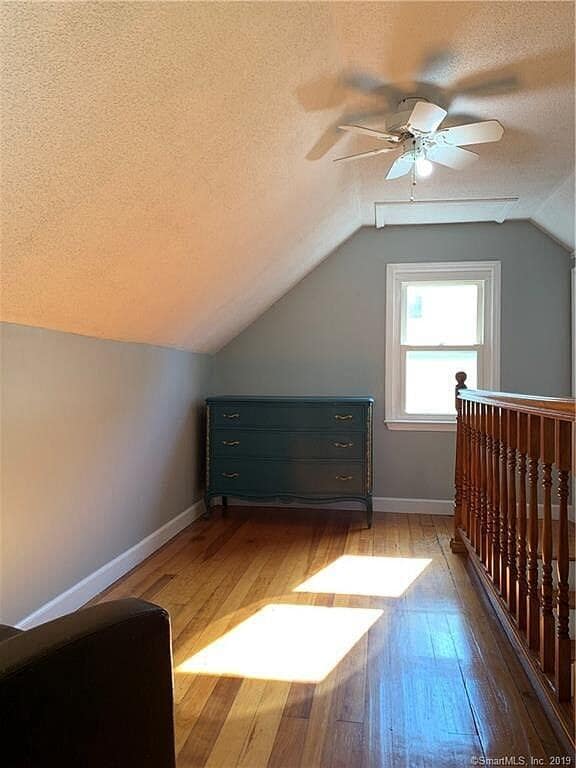 Building Photo - 54 Summit Ave