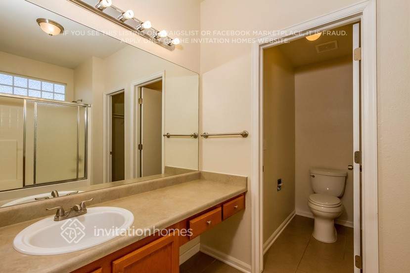 Building Photo - 1044 Clogger Ln