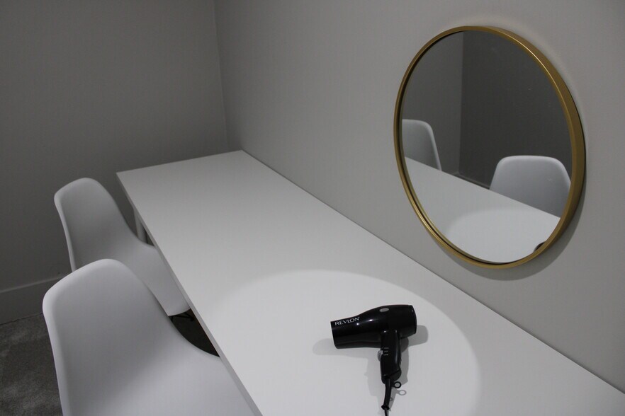 Building Photo - 298 Josephine St