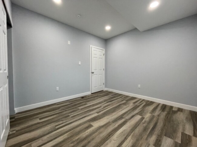 Building Photo - 7953 Burholme Ave
