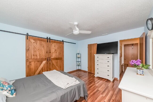Building Photo - Fully furnished 2BR/2BA villa in Heritage Village West — $1,900/month