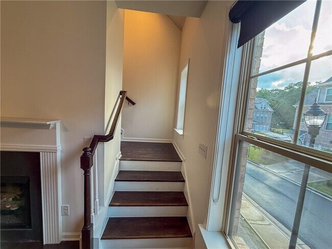 Building Photo - 2452 Coosa Vly