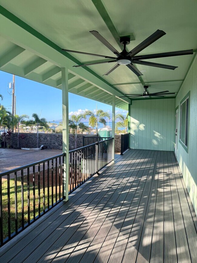 Building Photo - 1276 S Nahale Pl