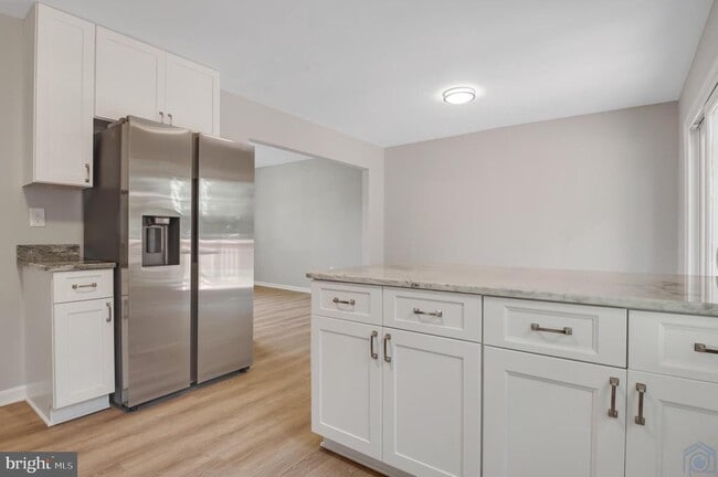 Building Photo - 2308 Wagon Wheel Ct