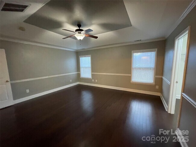 Building Photo - 12728 Cumberland Cove Dr