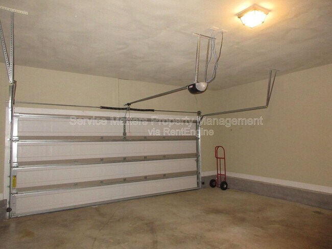 Building Photo - 5966 Rustic Ridge Circle