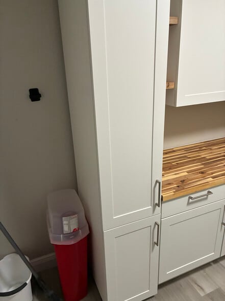 Building Photo - 5819 Hibiscus Rd