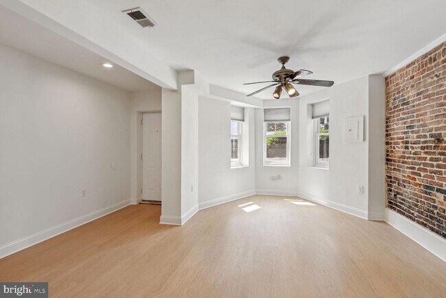 Building Photo - 817 T St NW