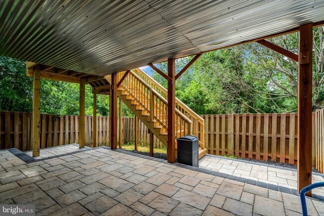 Building Photo - 7057 Sauvage Ln