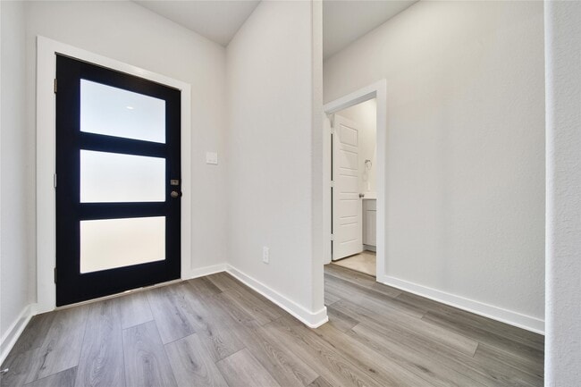 Building Photo - 12107 Willow Holw Ln