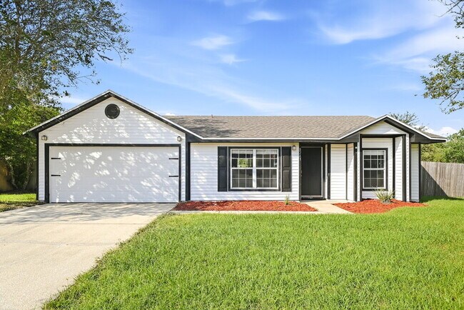 Building Photo - 8241 Dover Cliff Ct