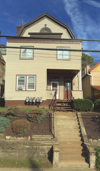 Building Photo - 34 Grant Ave