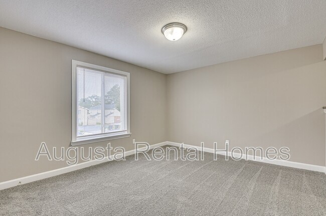 Building Photo - 4008 Wheeler Woods Rd