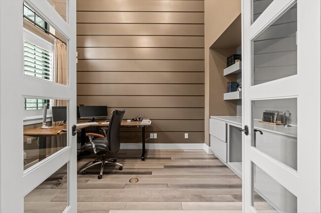 Building Photo - 109 Bronze Peak Ct