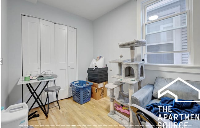 Building Photo - 1626 N Washtenaw Ave