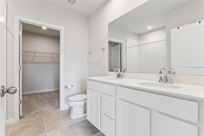 Building Photo - 1206 Port Blue Wy