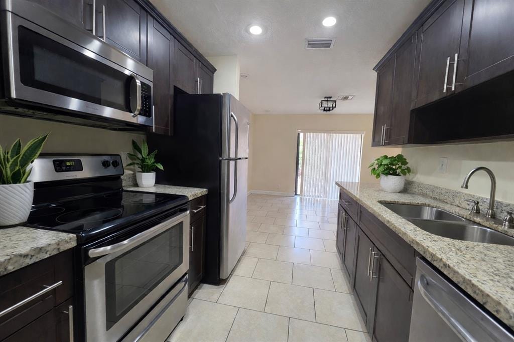 Building Photo - 3591 NW 78th Ln