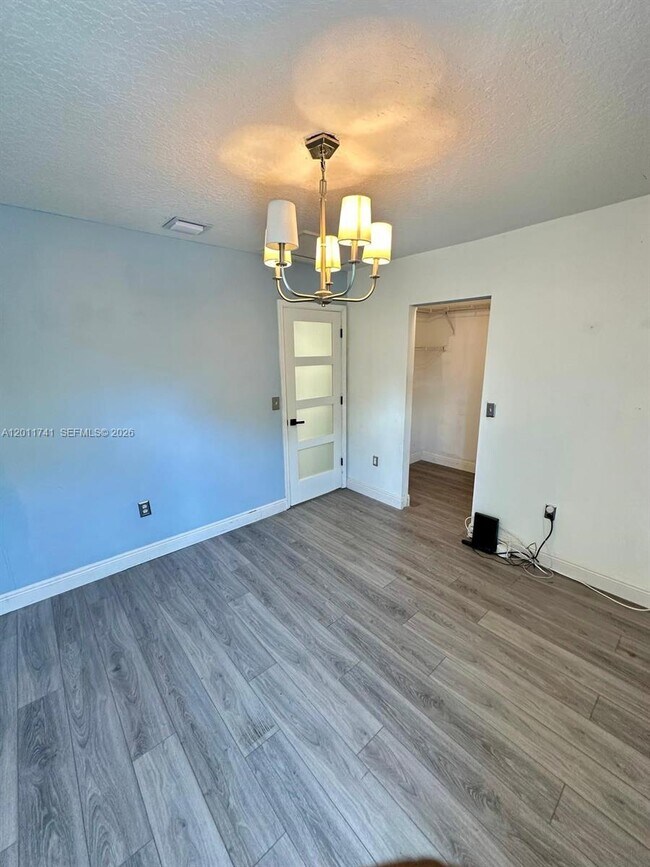 Building Photo - 1113 NW 97th Dr