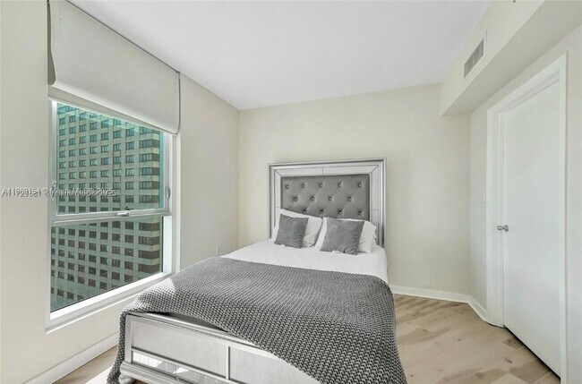 Building Photo - 9055 SW 73rd Ct