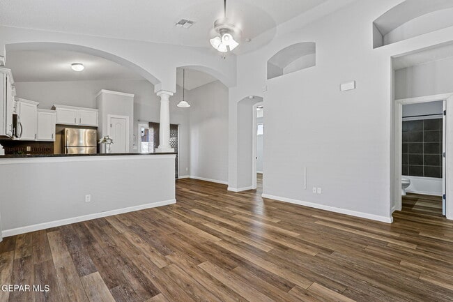 Building Photo - 7213 Copper Trail Ave