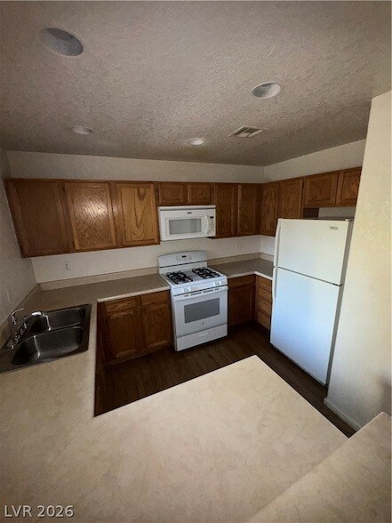 Building Photo - 5050 S Rainbow Blvd